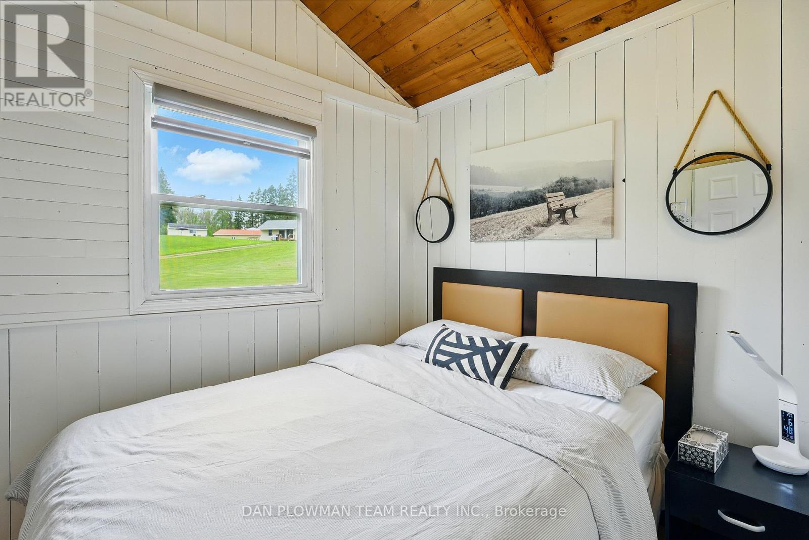 184 Chapman Drive, Magnetawan, Ontario  P0A 1C0 - Photo 13 - X12211322