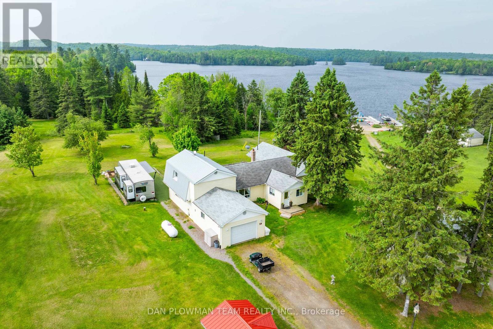 184 Chapman Drive, Magnetawan, Ontario  P0A 1C0 - Photo 32 - X12211322