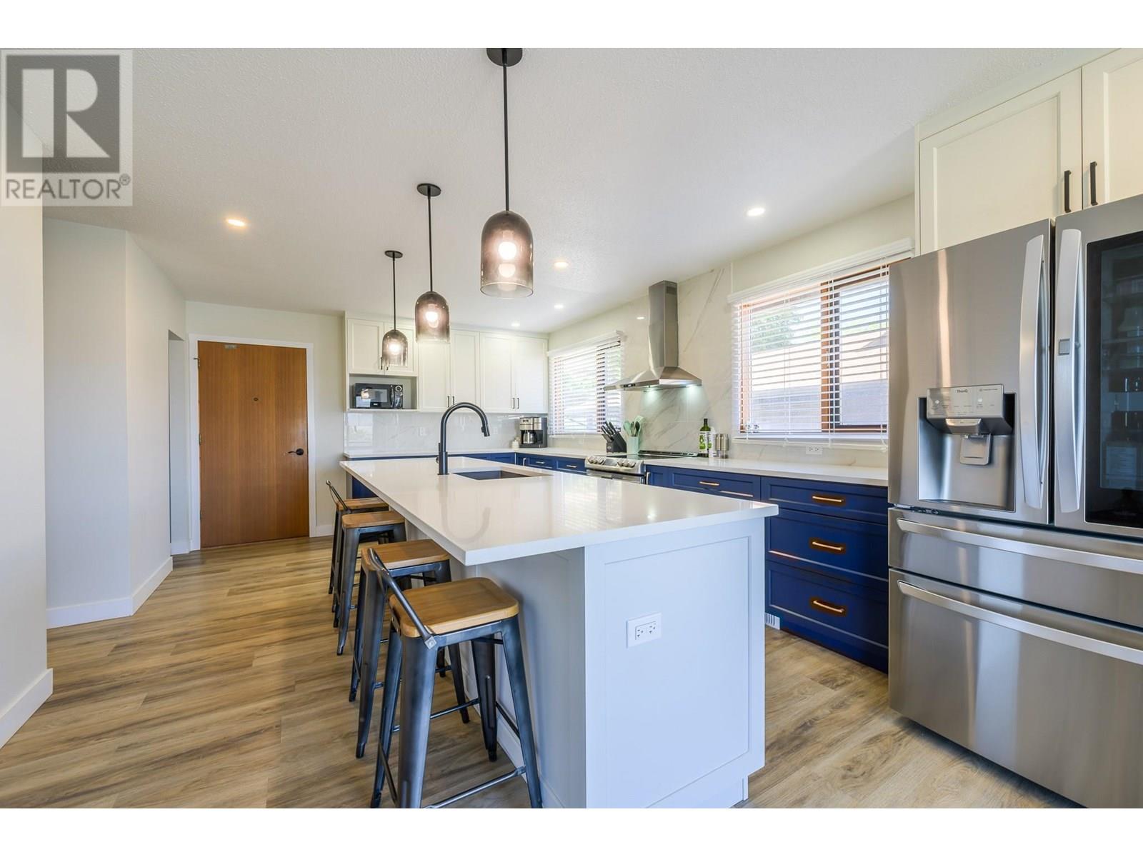 356 Gleneagles Drive, Kamloops, British Columbia  V2E 1Z4 - Photo 8 - 10351468