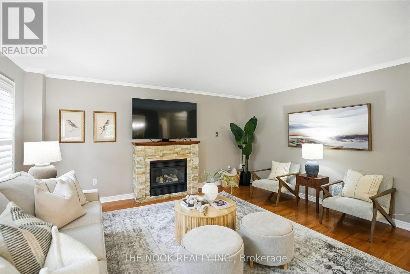 63 Croxall Boulevard, Whitby, Ontario  L1M 2E5 - Photo 16 - E12211363