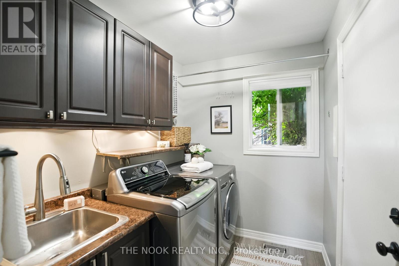 63 Croxall Boulevard, Whitby, Ontario  L1M 2E5 - Photo 20 - E12211363