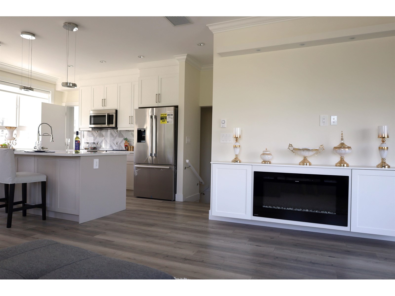 27 8181 135a Street, Surrey, British Columbia  V3W 3N8 - Photo 2 - R3014048