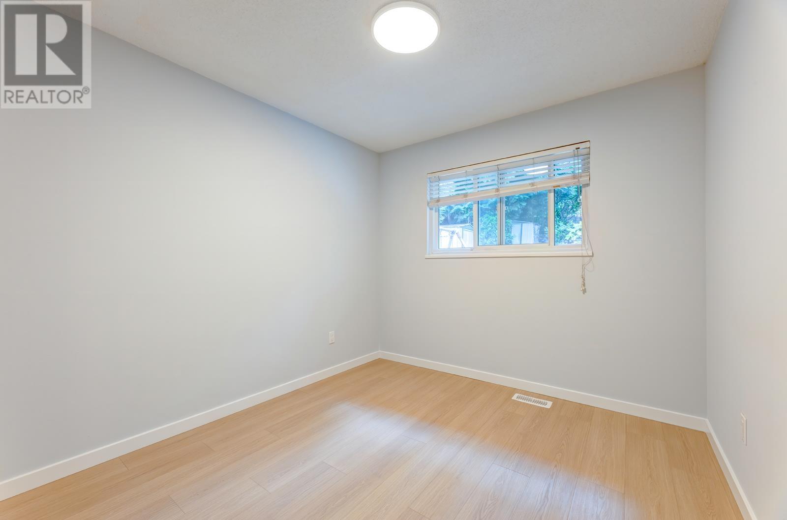 1026 Saddle Street, Coquitlam, British Columbia  V3C 3W3 - Photo 13 - R3010126