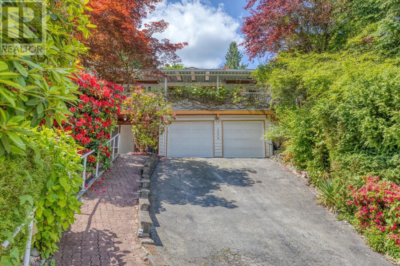 1026 SADDLE STREET, Coquitlam, British Columbia