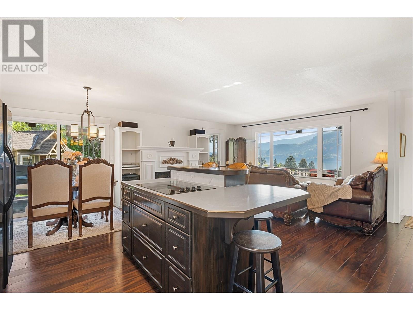 2165 Paly Road, Kelowna, British Columbia  V1V 2B9 - Photo 14 - 10348204
