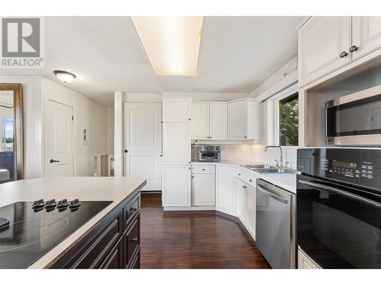2165 Paly Road, Kelowna, British Columbia  V1V 2B9 - Photo 13 - 10348204