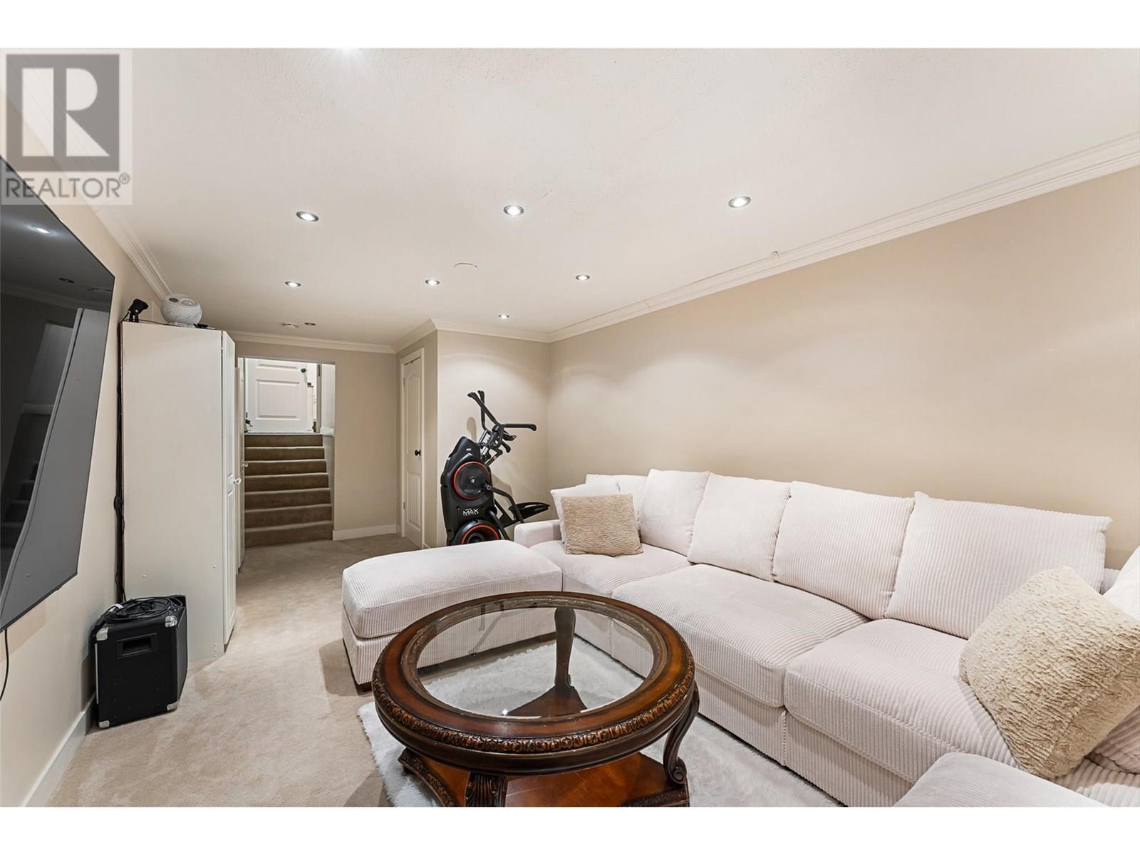 2165 Paly Road, Kelowna, British Columbia  V1V 2B9 - Photo 17 - 10348204
