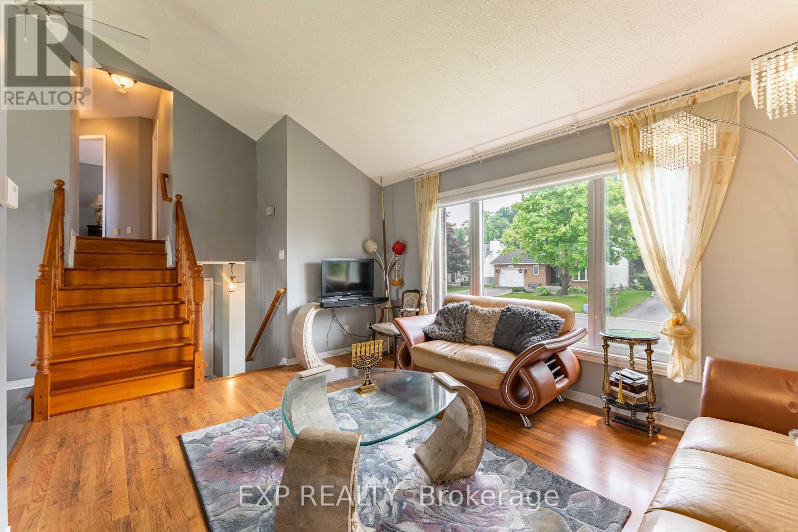 3379 Descotes Circle, Clarence-Rockland, Ontario  K4K 1A8 - Photo 11 - X12211358