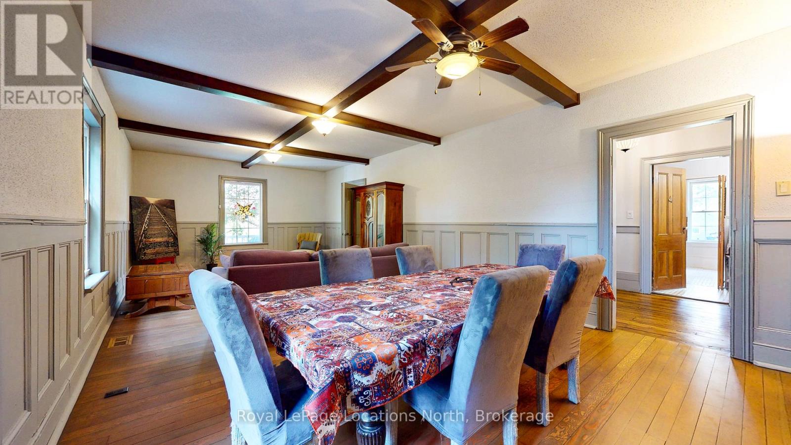 4219 County 124 Road, Clearview, Ontario  L0M 1P0 - Photo 12 - S12211332