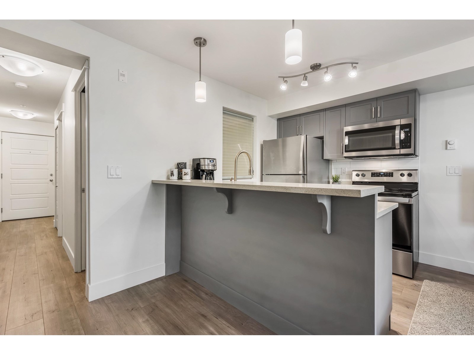 222 30515 Cardinal Avenue, Abbotsford, British Columbia  V2T 0A8 - Photo 3 - R3014090