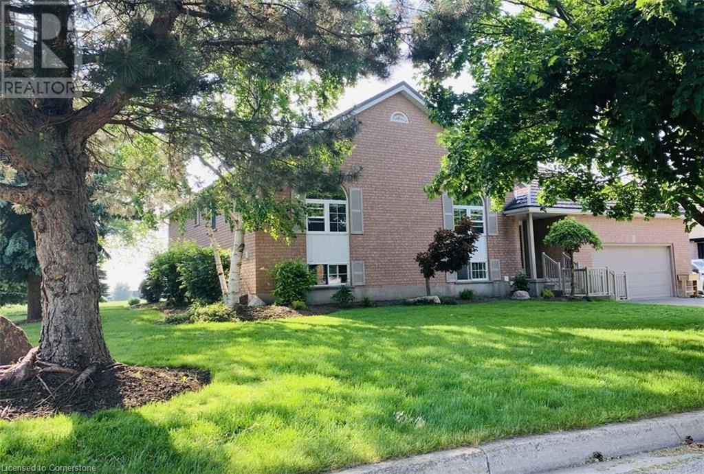 30 MUSSELMAN Crescent, Conestogo, Ontario