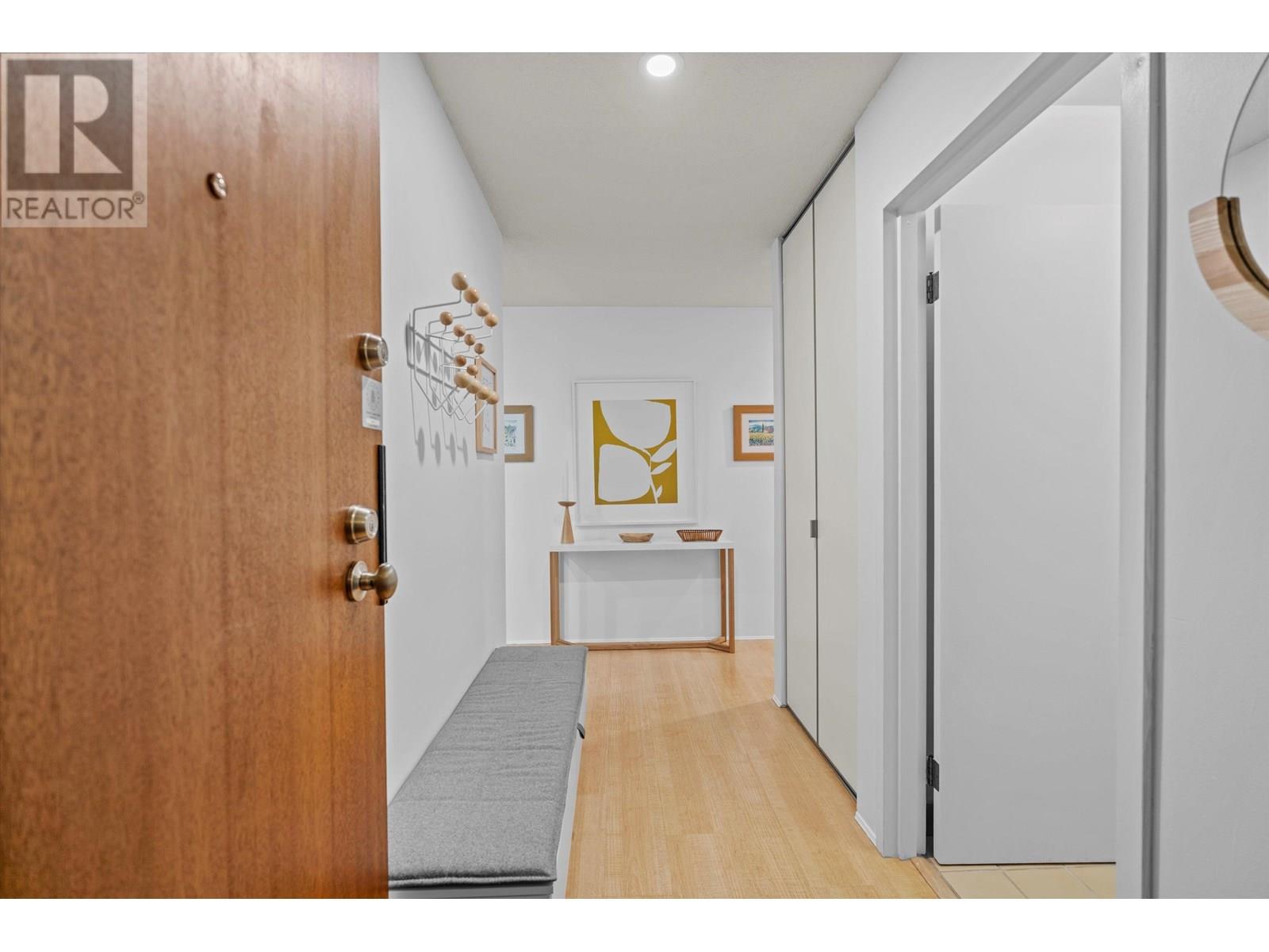 307 1720 W 12th Avenue, Vancouver, British Columbia  V6J 2E6 - Photo 3 - R3013534