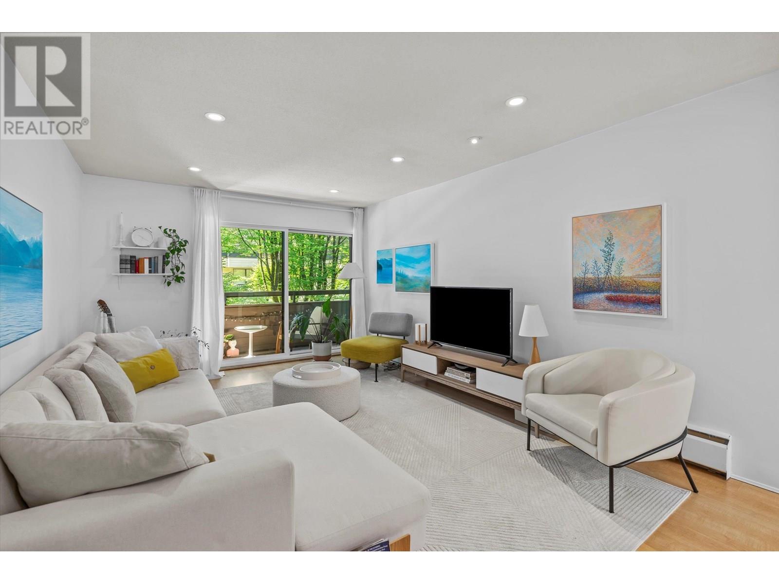 307 1720 W 12th Avenue, Vancouver, British Columbia  V6J 2E6 - Photo 8 - R3013534