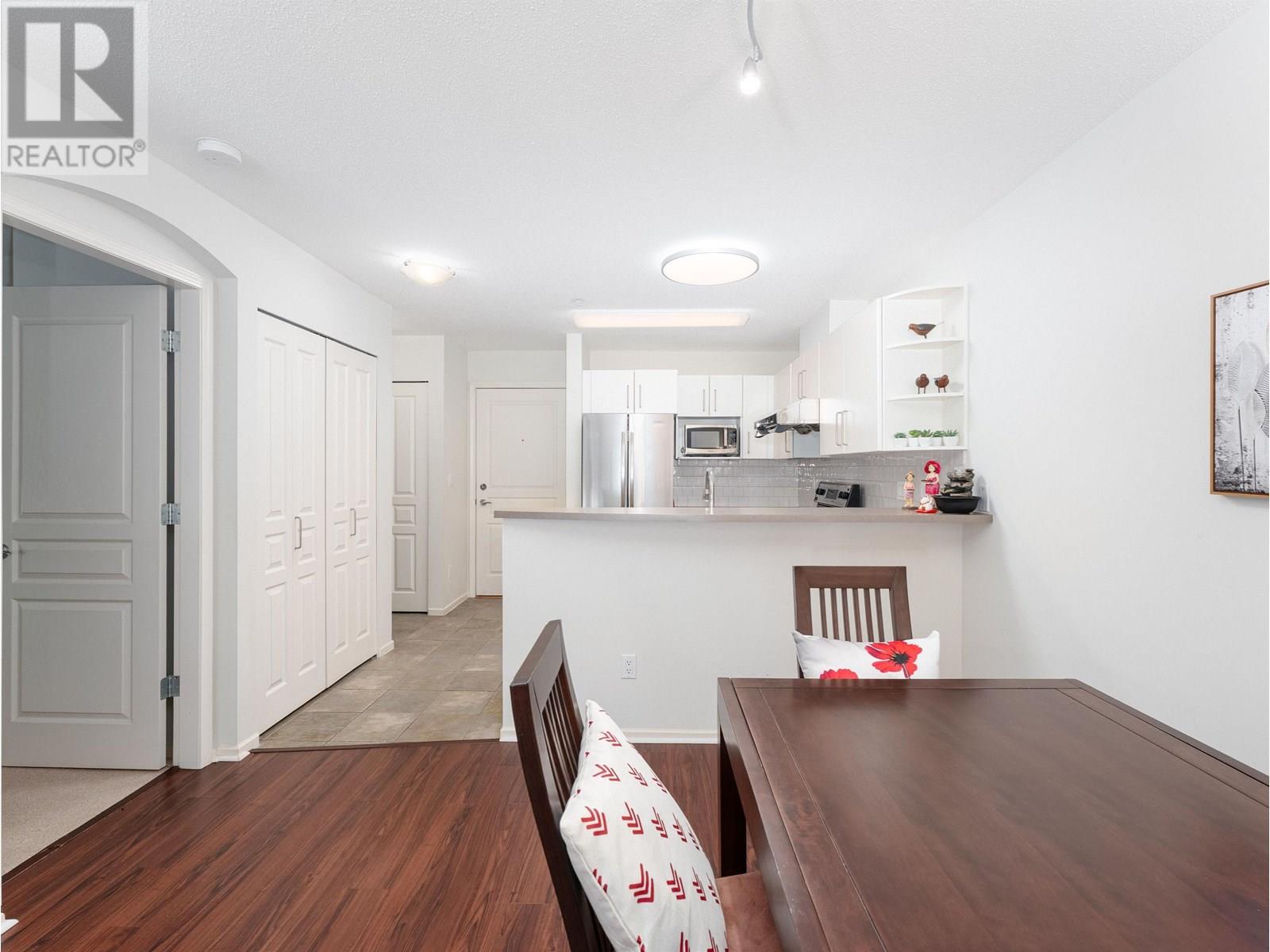 308 7330 Salisbury Avenue, Burnaby, British Columbia  V5E 4N8 - Photo 8 - R3014040