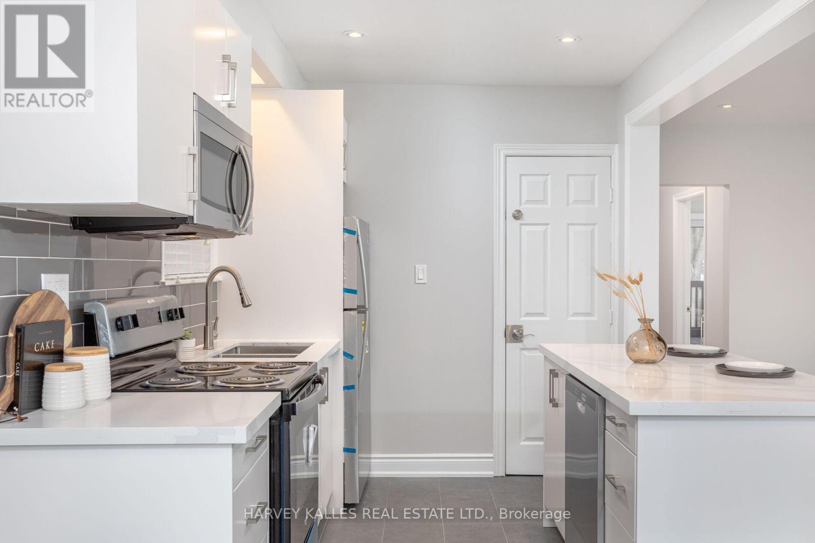 A2 - 1719 Bathurst Street, Toronto, Ontario  M5P 3K4 - Photo 16 - C12211326