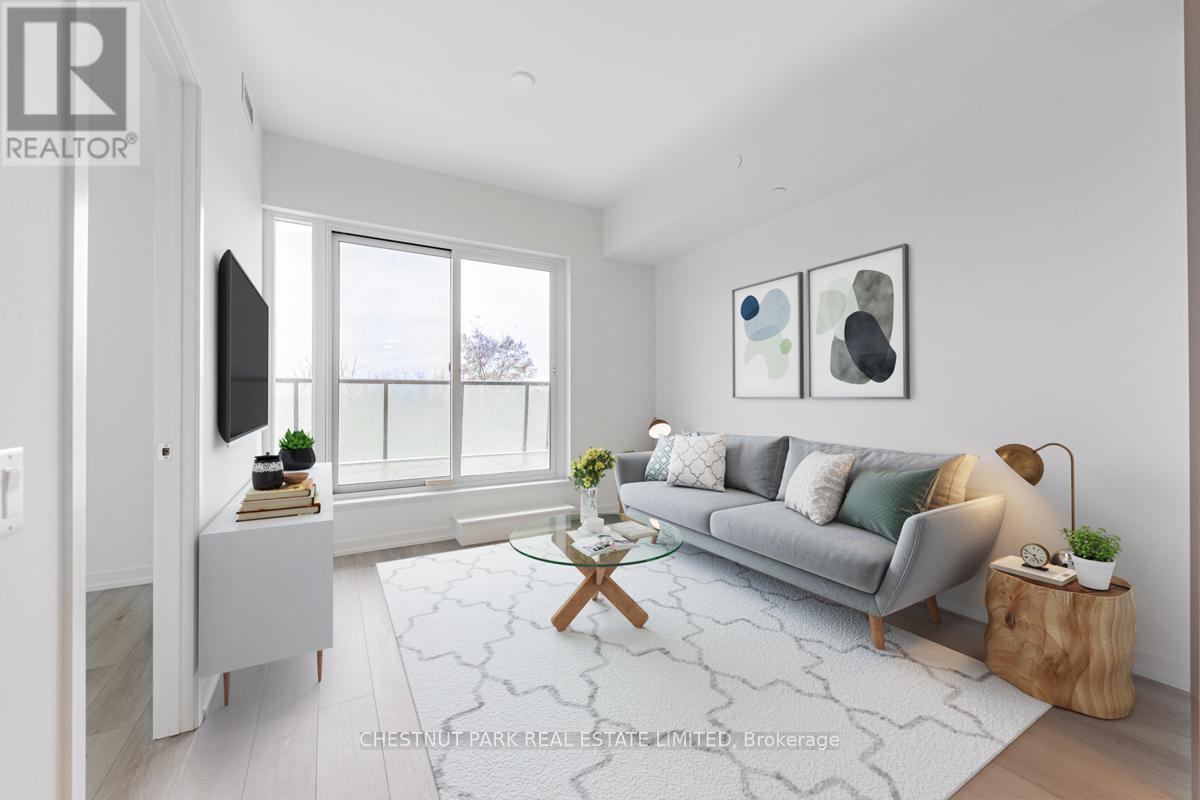 863 St. Clair Avenue W, Toronto, Ontario  M6C 0B2 - Photo 4 - C12211354
