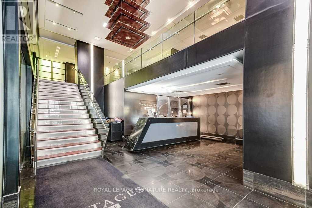 PH10 - 210 VICTORIA STREET, Toronto, Ontario