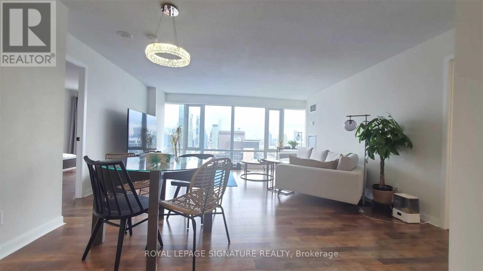 Ph10 - 210 Victoria Street, Toronto, Ontario  M5B 2R3 - Photo 12 - C12211361