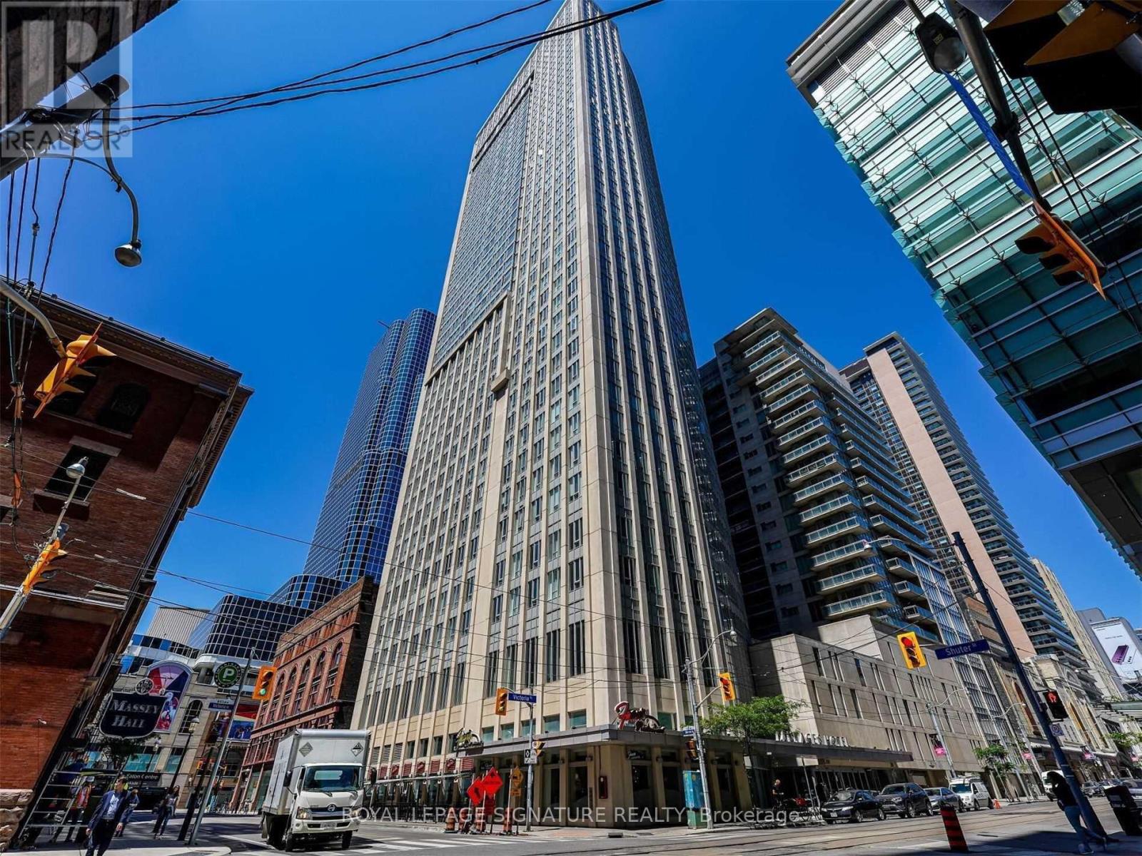 Ph10 - 210 Victoria Street, Toronto, Ontario  M5B 2R3 - Photo 26 - C12211361