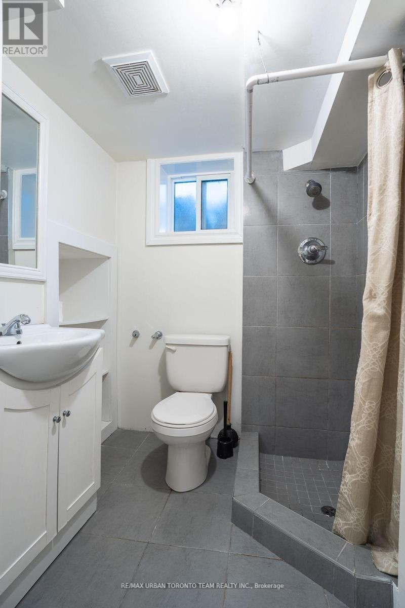 Lower Level - 1277 Broadview Avenue, Toronto, Ontario  M4K 2T5 - Photo 10 - E12211345