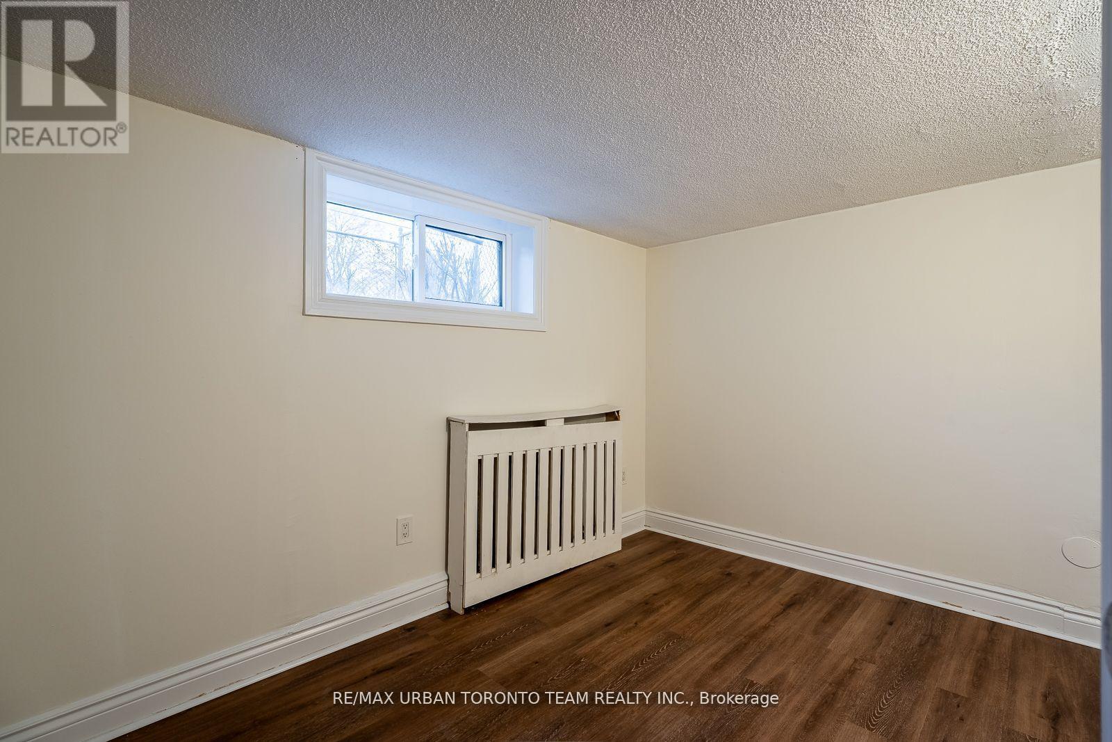 Lower Level - 1277 Broadview Avenue, Toronto, Ontario  M4K 2T5 - Photo 11 - E12211345