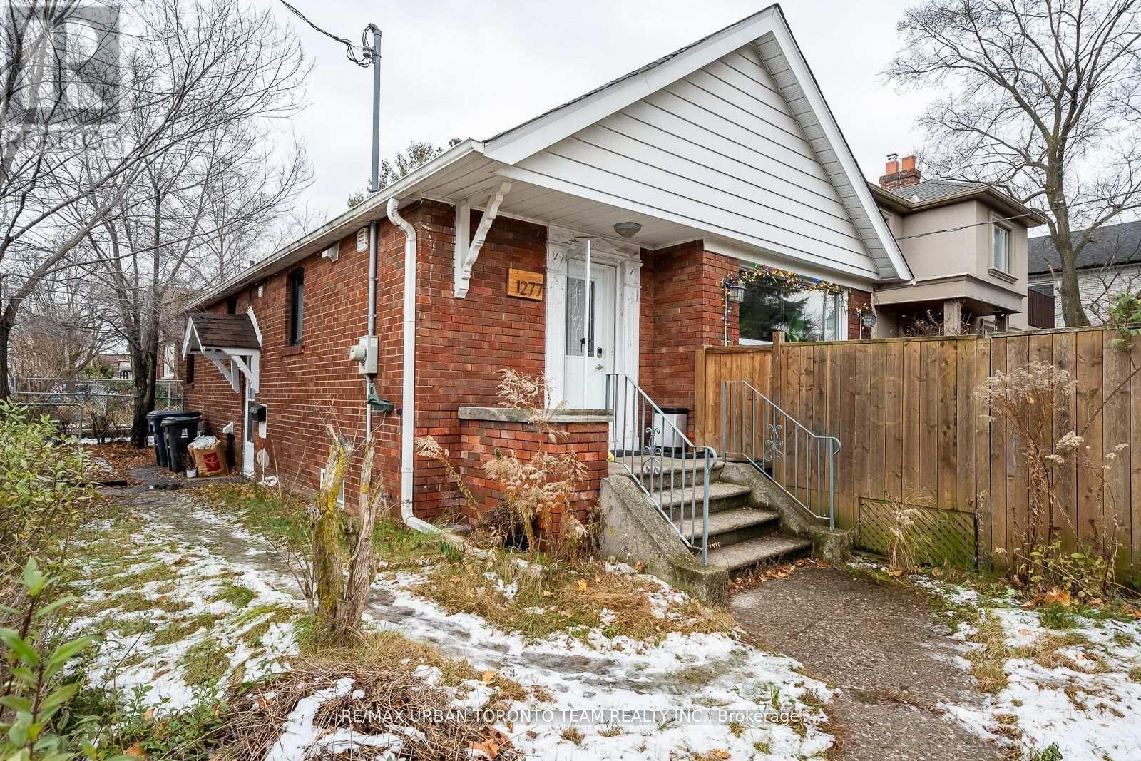 Lower Level - 1277 Broadview Avenue, Toronto, Ontario  M4K 2T5 - Photo 18 - E12211345