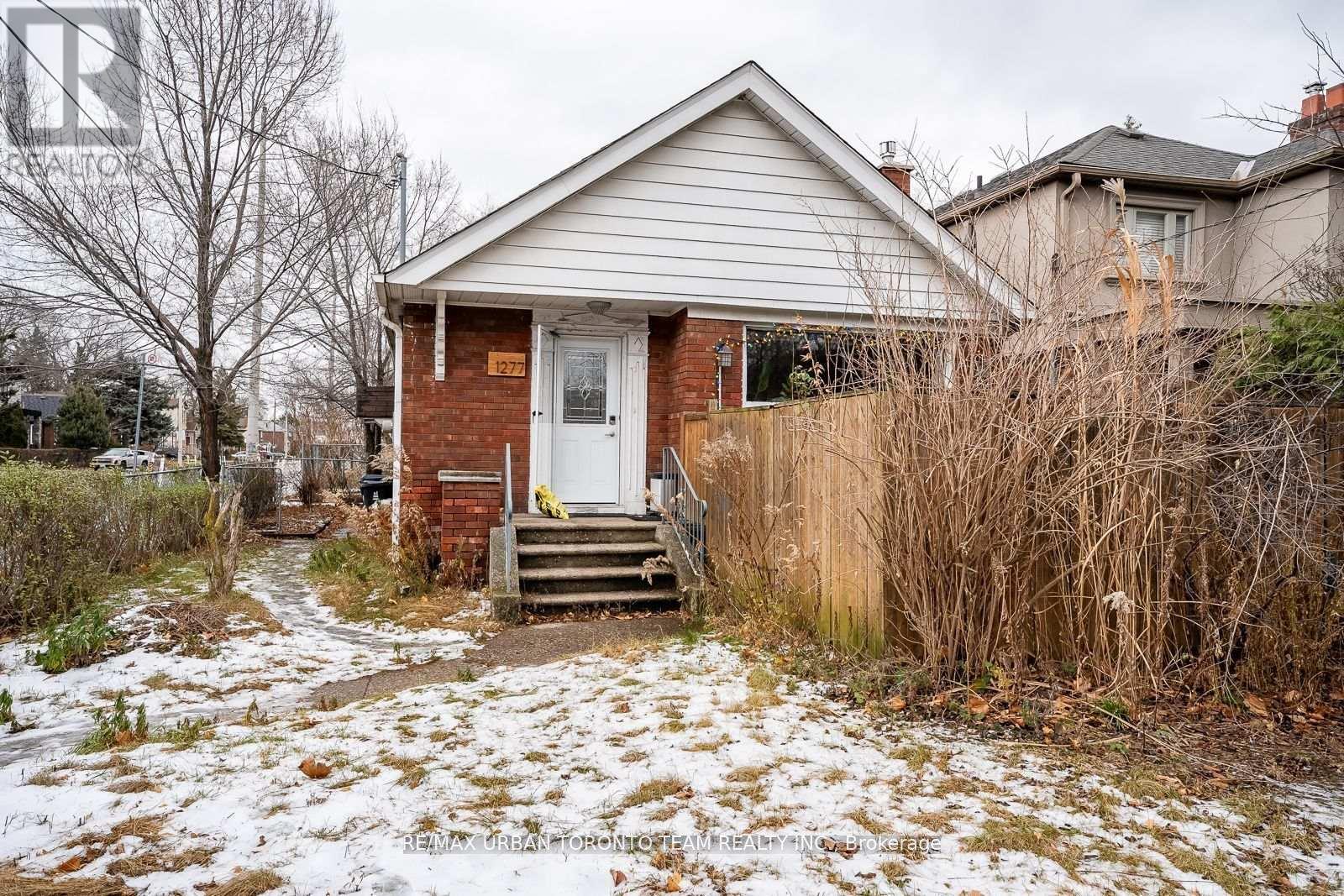 Lower Level - 1277 Broadview Avenue, Toronto, Ontario  M4K 2T5 - Photo 19 - E12211345