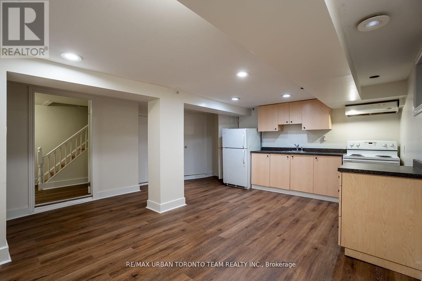 Lower Level - 1277 Broadview Avenue, Toronto, Ontario  M4K 2T5 - Photo 3 - E12211345