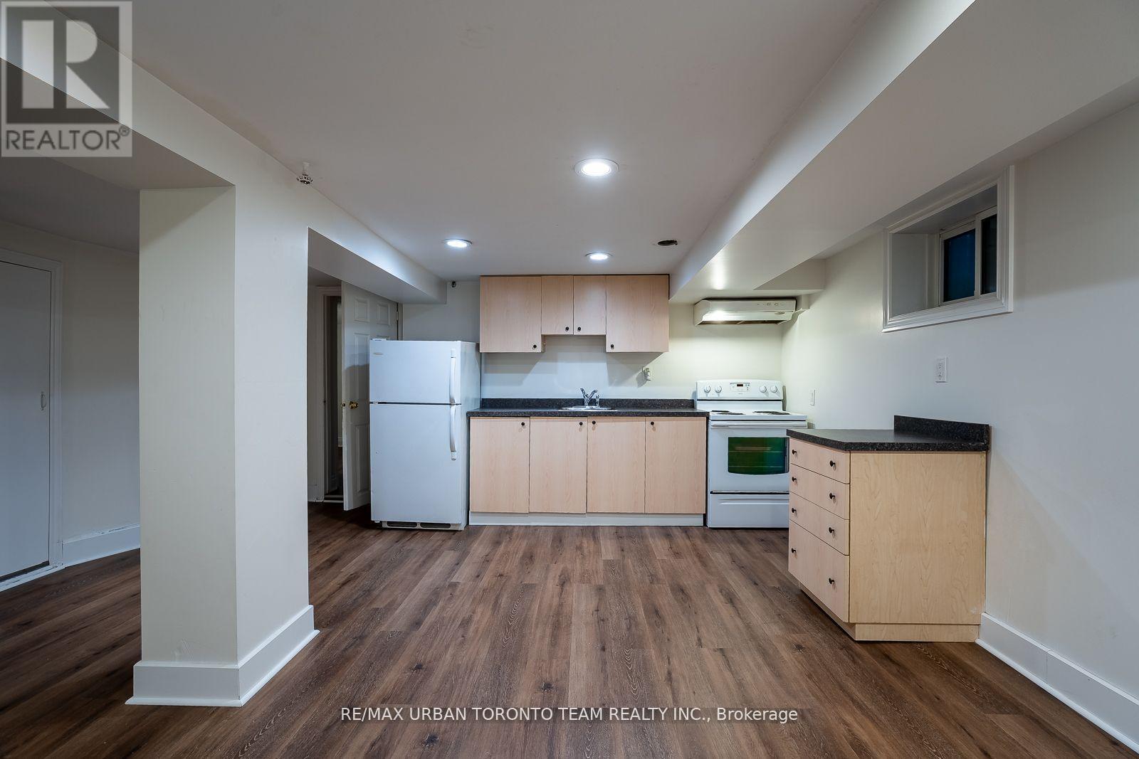 Lower Level - 1277 Broadview Avenue, Toronto, Ontario  M4K 2T5 - Photo 4 - E12211345