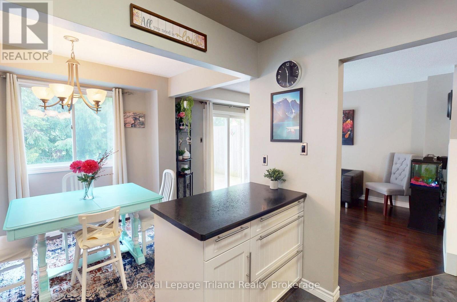 #4 - 179 Ferguson Drive, Woodstock, Ontario  N4V 1A5 - Photo 8 - X12211331