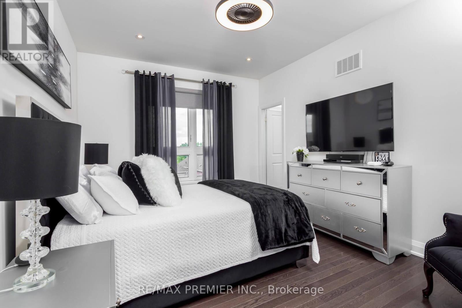 89 Gridiron Gate, Vaughan (Vellore Village), Ontario  L4H 4W8 - Photo 22 - N12211349