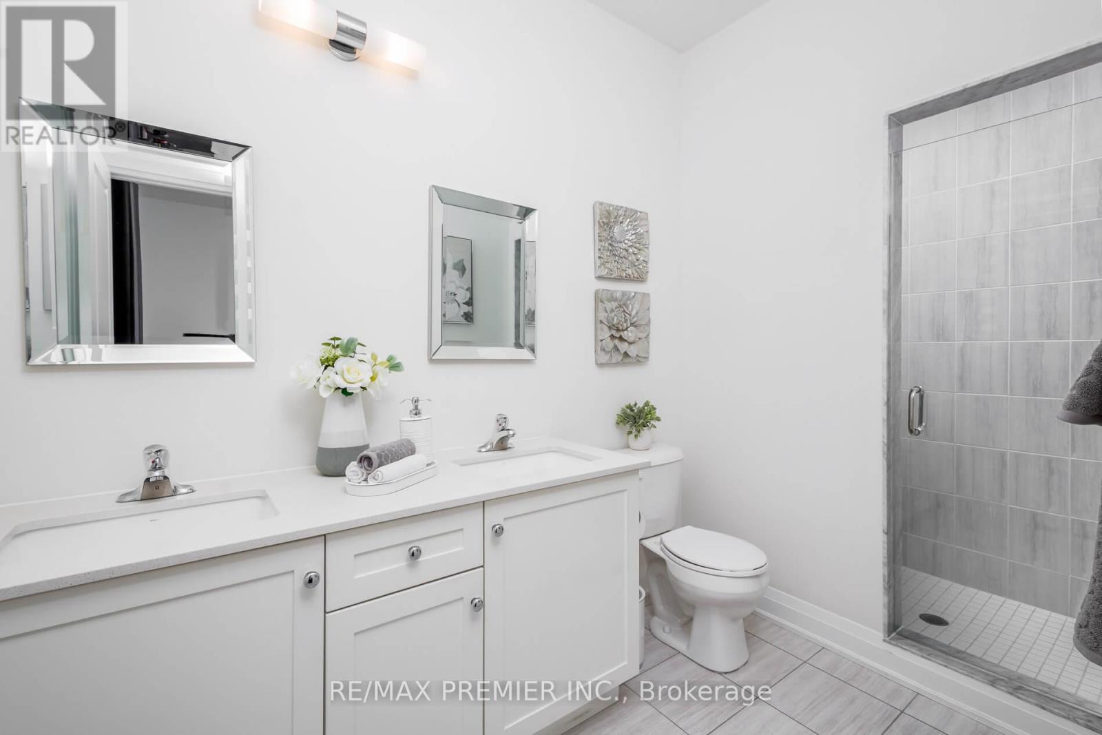 89 Gridiron Gate, Vaughan (Vellore Village), Ontario  L4H 4W8 - Photo 24 - N12211349