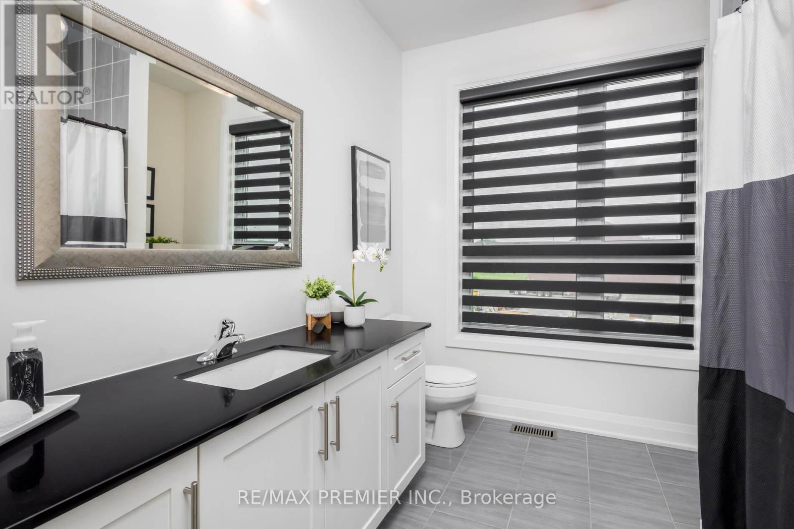 89 Gridiron Gate, Vaughan (Vellore Village), Ontario  L4H 4W8 - Photo 27 - N12211349
