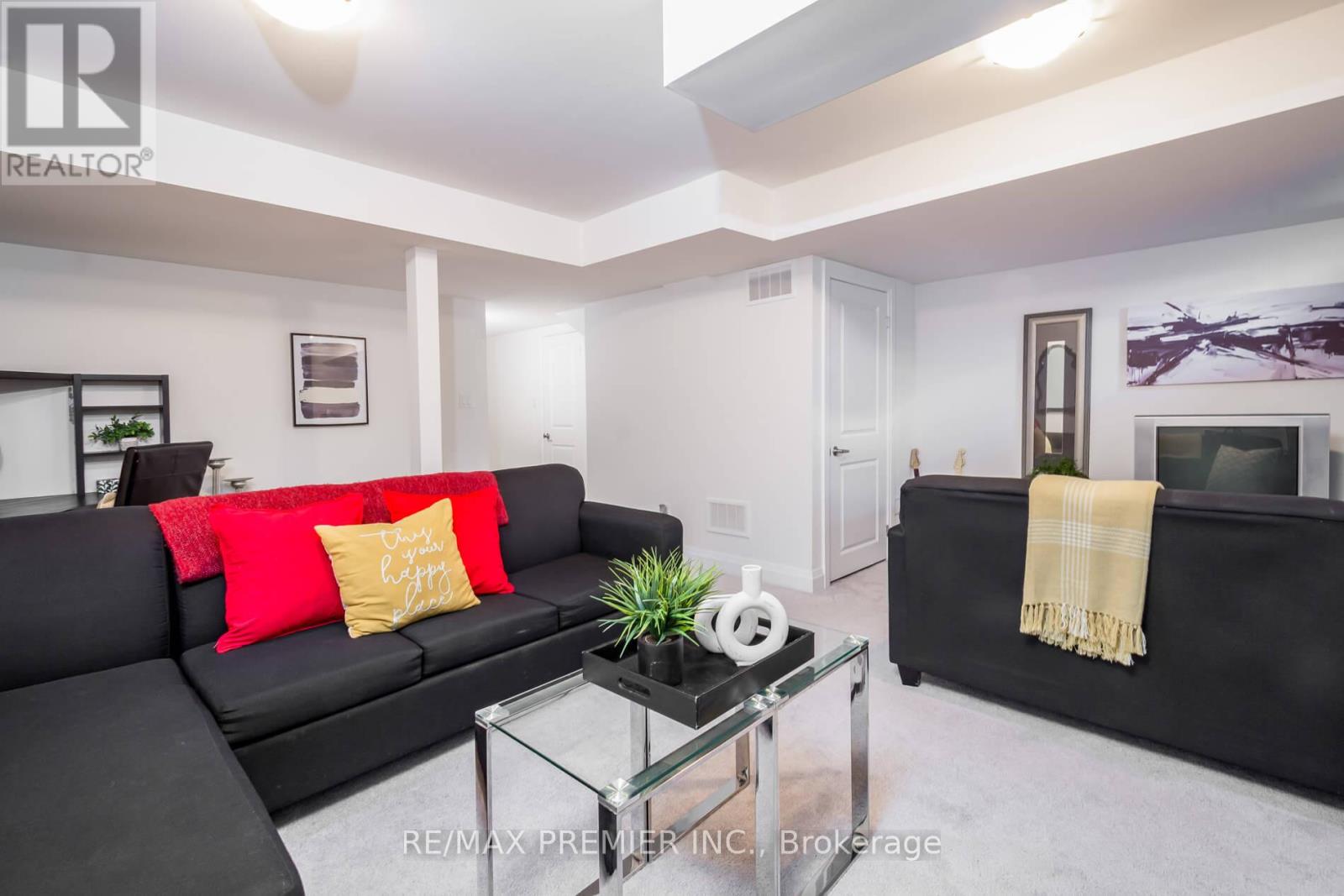 89 Gridiron Gate, Vaughan (Vellore Village), Ontario  L4H 4W8 - Photo 34 - N12211349