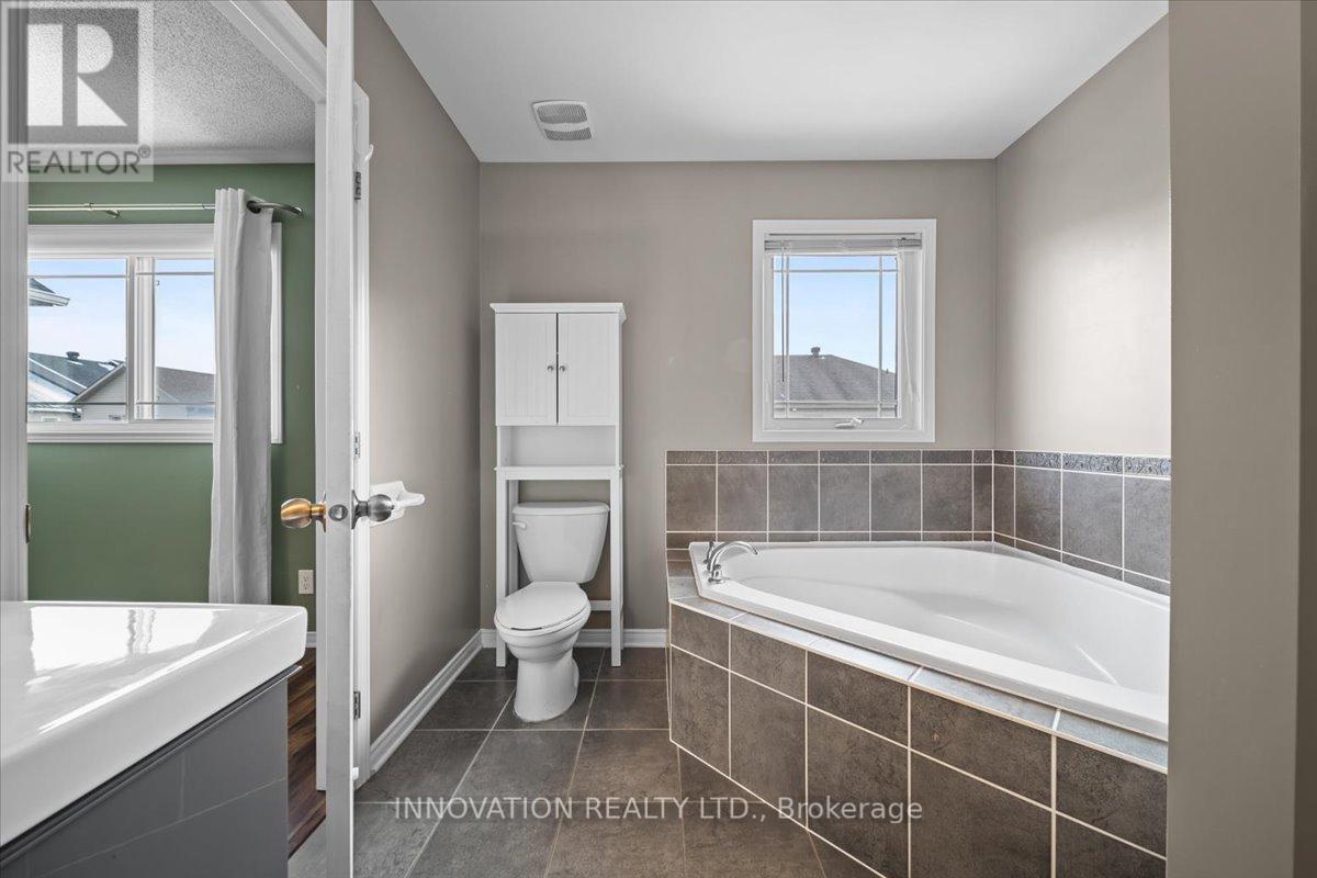 737 Percifor Way, Ottawa, Ontario  K1W 0B7 - Photo 26 - X12061472