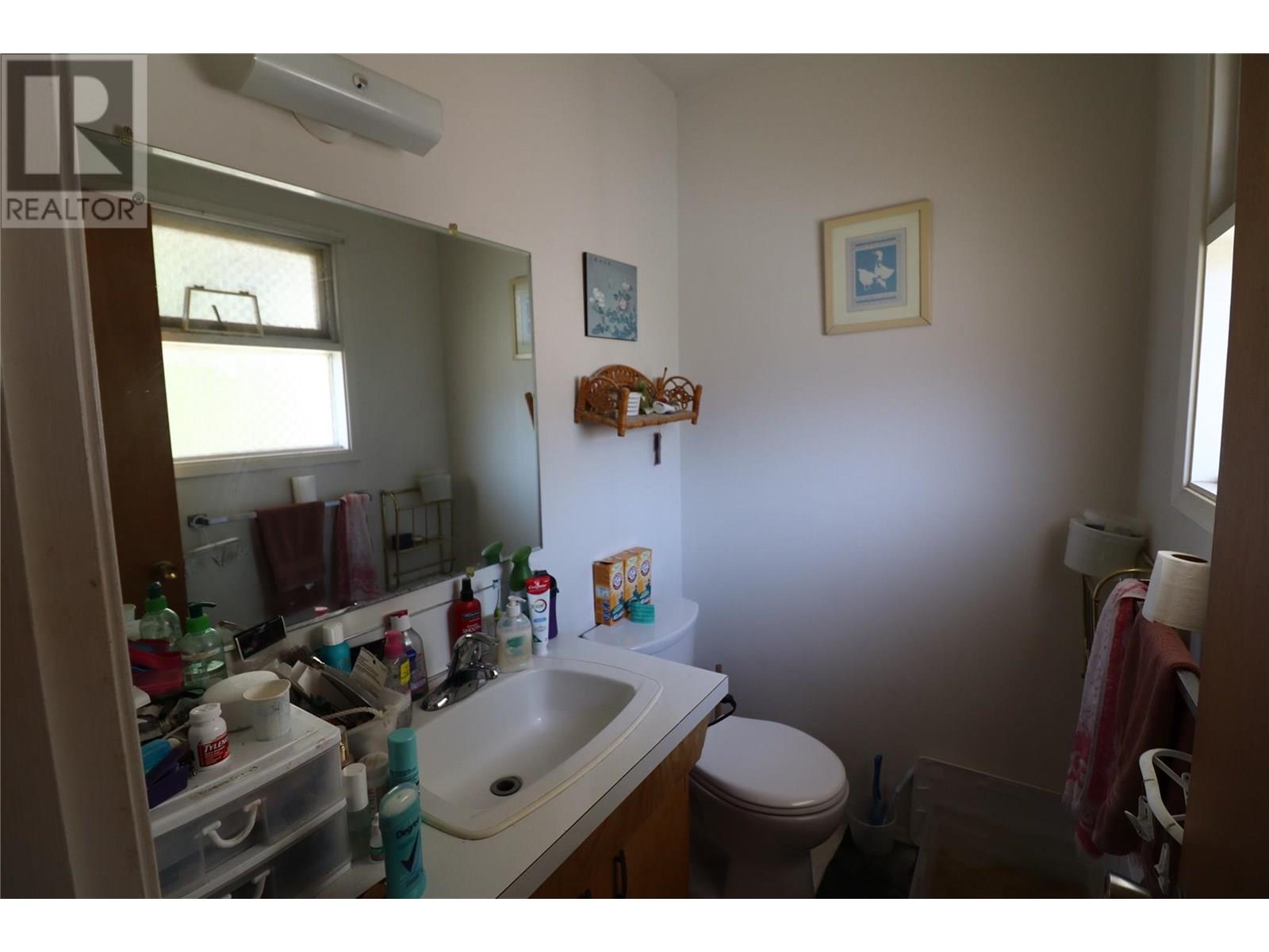 1965 Curlew Road, Kamloops, British Columbia  V2C 4H9 - Photo 11 - 10351480