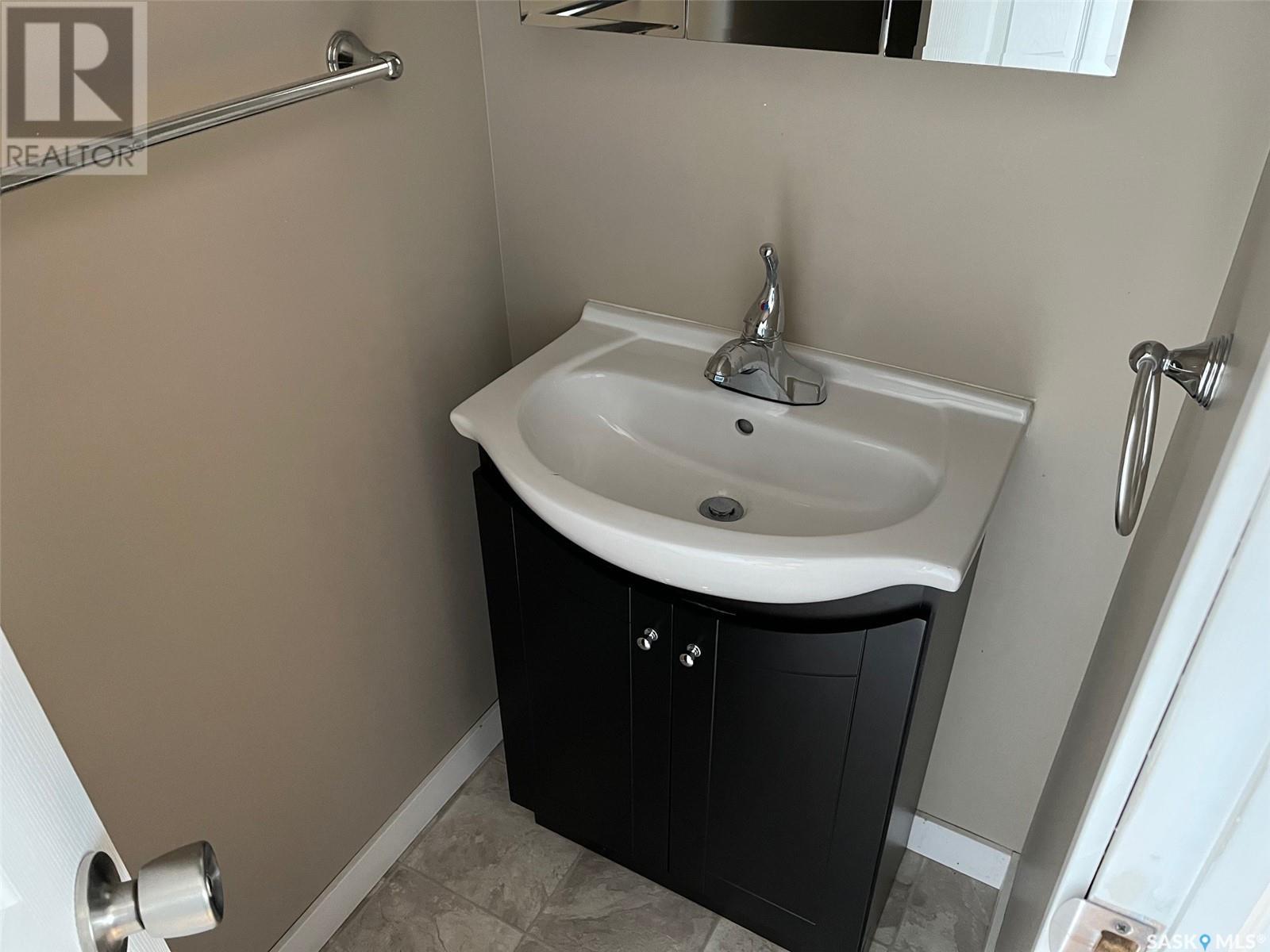 1148 Wallace Street, Regina, Saskatchewan  S4N 3Y9 - Photo 15 - SK009069