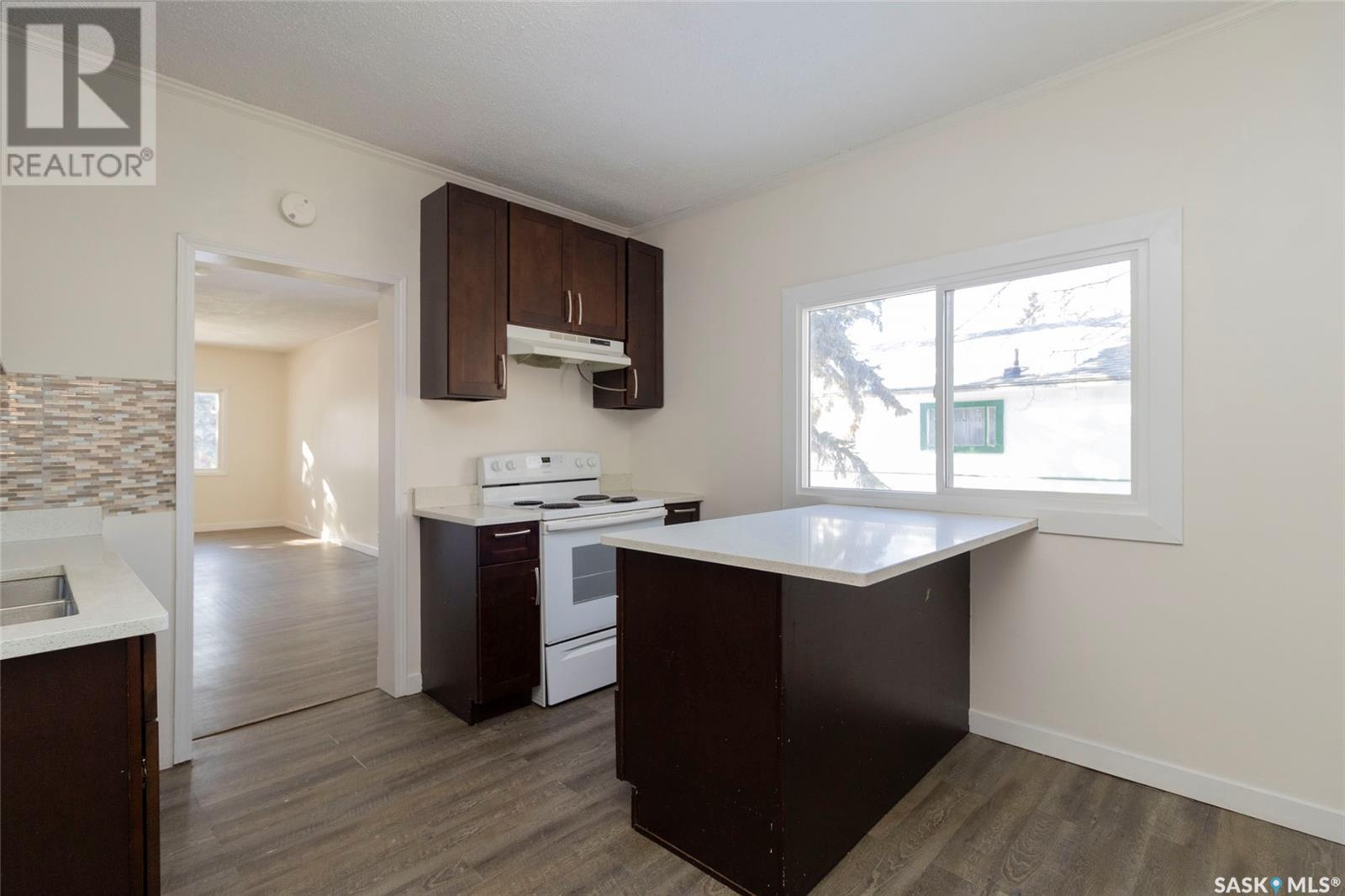 308 M Avenue N, Saskatoon, Saskatchewan  S7L 2S5 - Photo 13 - SK009033