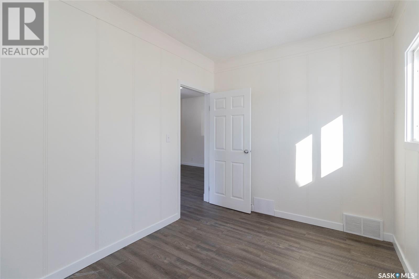 308 M Avenue N, Saskatoon, Saskatchewan  S7L 2S5 - Photo 20 - SK009033