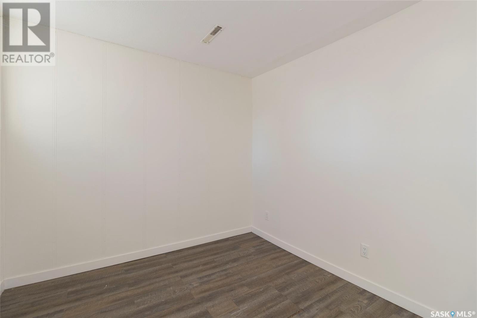 308 M Avenue N, Saskatoon, Saskatchewan  S7L 2S5 - Photo 37 - SK009033