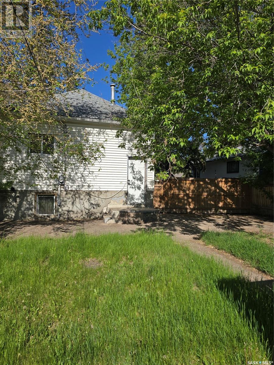 308 M Avenue N, Saskatoon, Saskatchewan  S7L 2S5 - Photo 42 - SK009033
