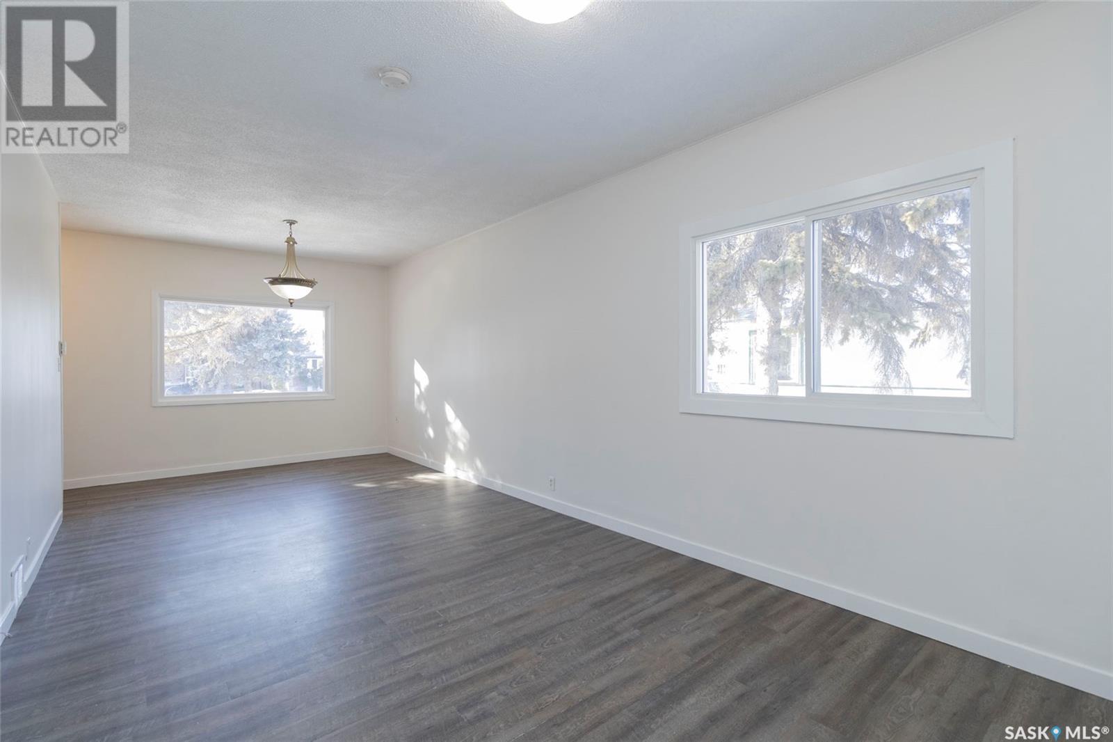 308 M Avenue N, Saskatoon, Saskatchewan  S7L 2S5 - Photo 6 - SK009033