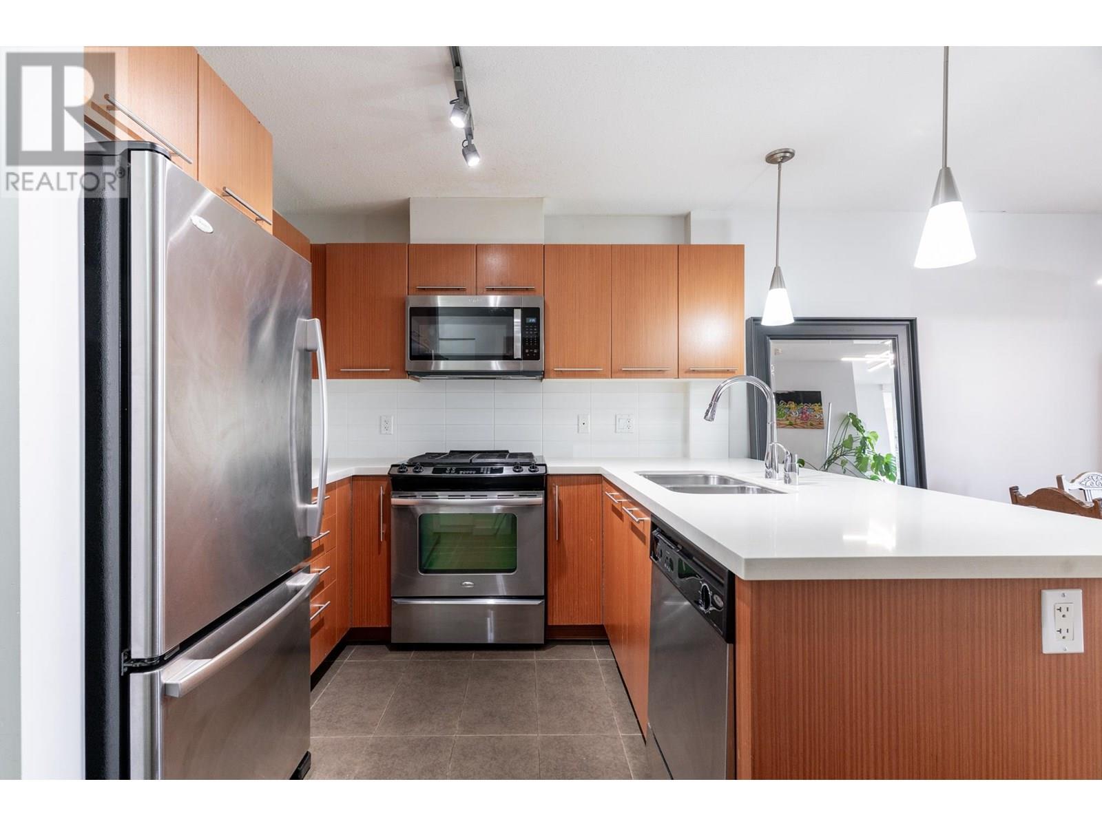 1001 2133 Douglas Road, Burnaby, British Columbia  V5C 0E9 - Photo 11 - R3013015