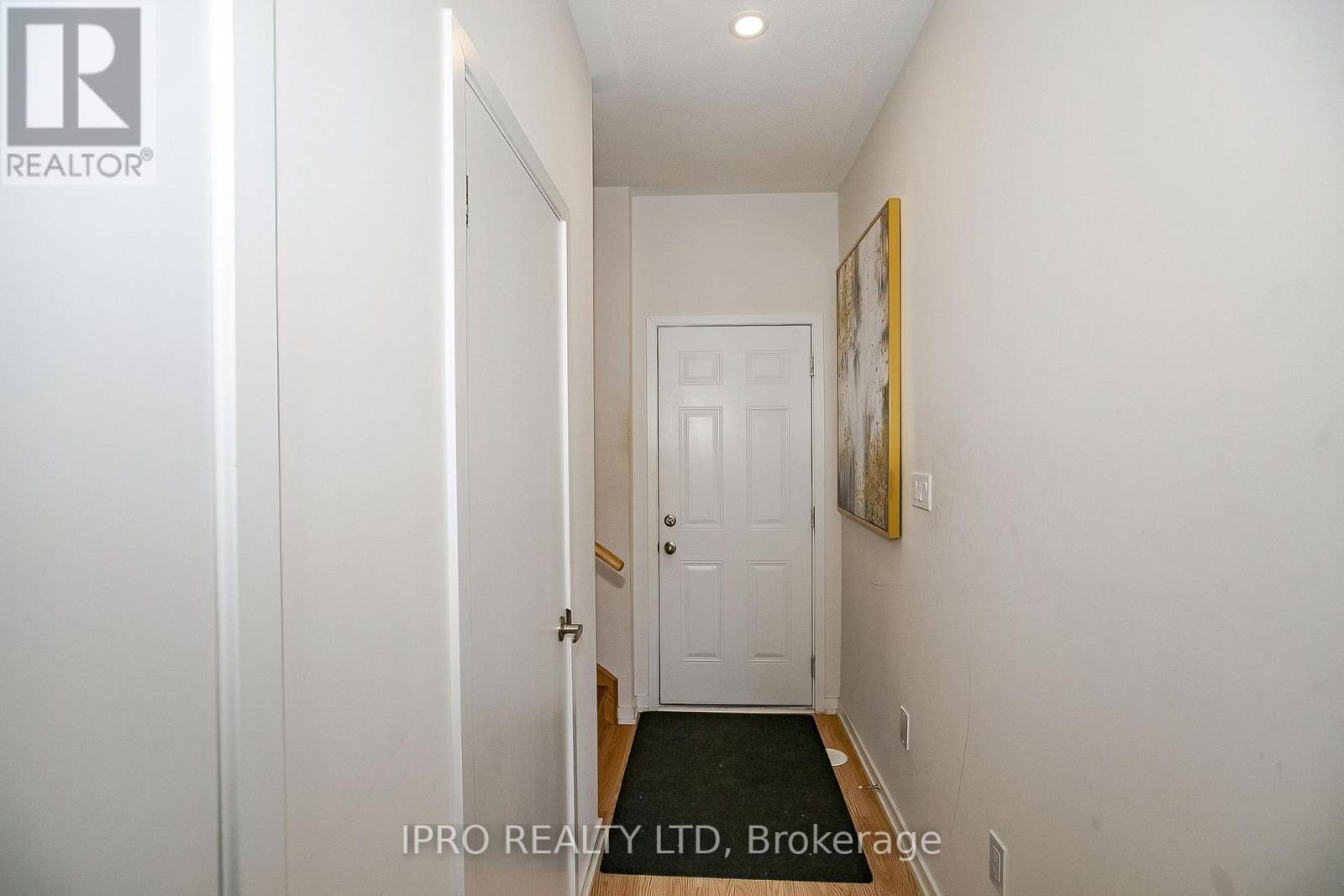 138 Landsbridge Street, Caledon, Ontario  L7E 2E1 - Photo 11 - W12211327