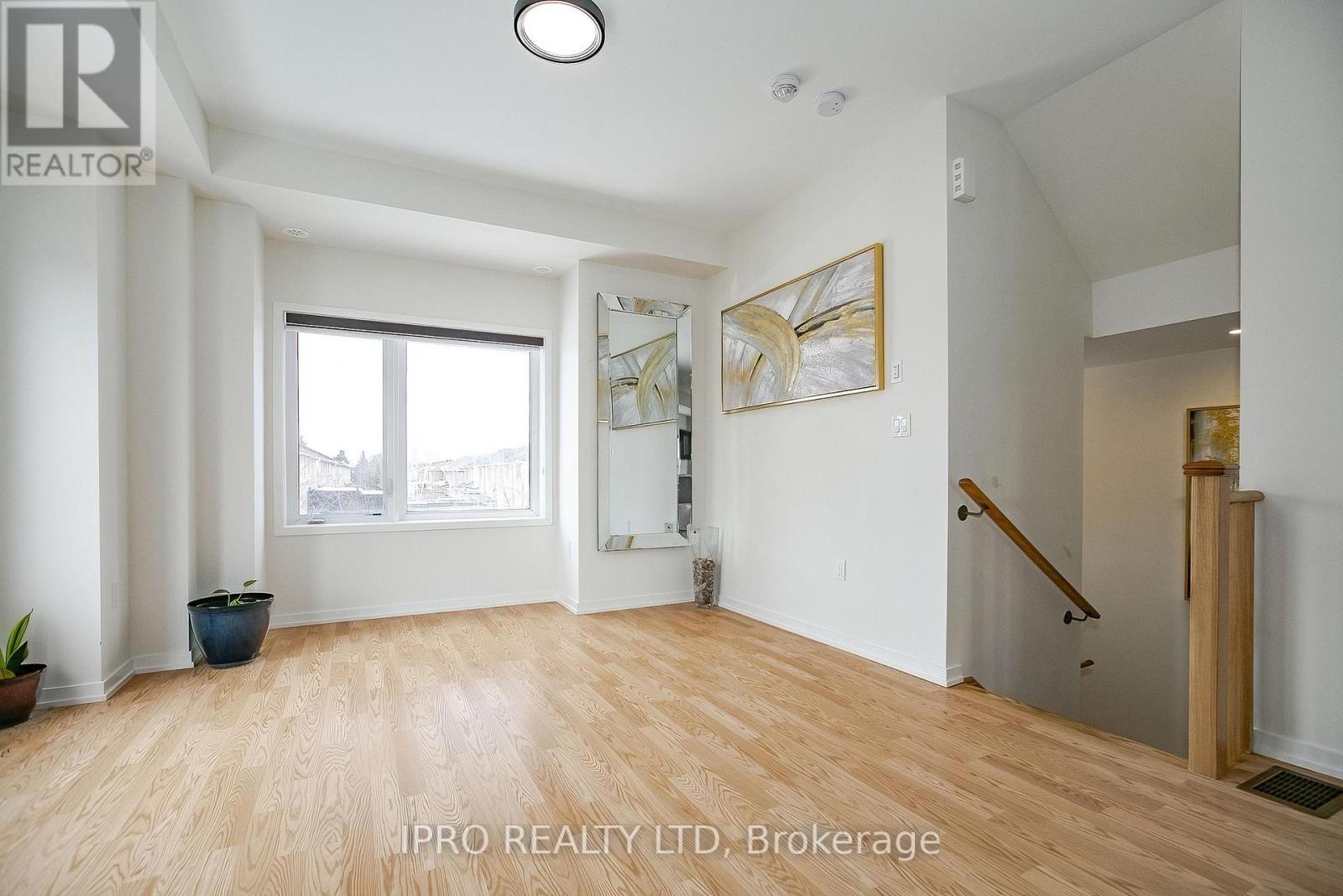 138 Landsbridge Street, Caledon, Ontario  L7E 2E1 - Photo 16 - W12211327