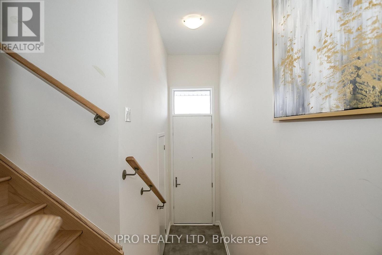 138 Landsbridge Street, Caledon, Ontario  L7E 2E1 - Photo 5 - W12211327