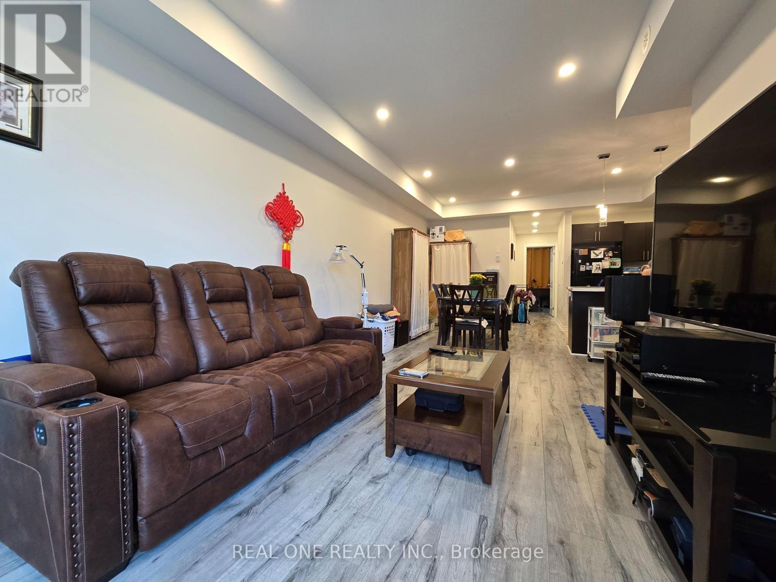 12-02 - 2420 Baronwood Dr Drive, Oakville, Ontario  L6M 0J7 - Photo 12 - W12211338