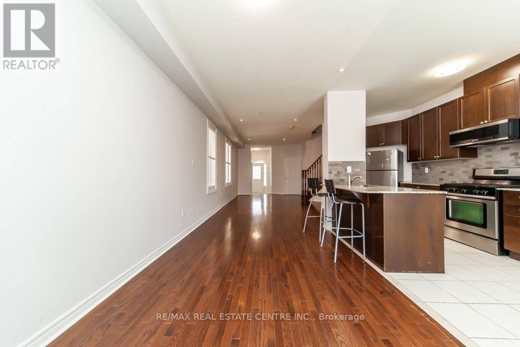 3317 Stoney Crescent, Mississauga, Ontario  L5M 0N6 - Photo 10 - W12211342