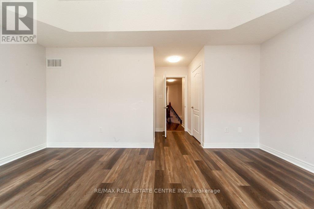 3317 Stoney Crescent, Mississauga, Ontario  L5M 0N6 - Photo 28 - W12211342