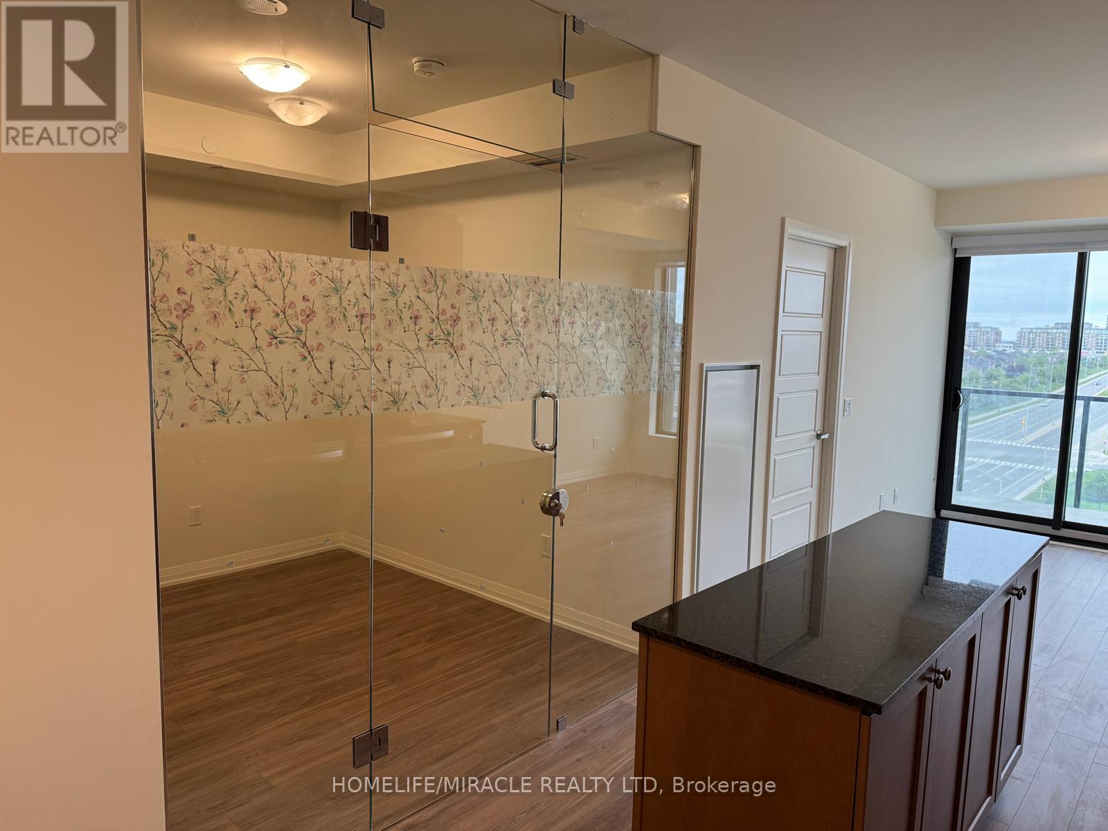 1008 - 3006 William Cutmore Boulevard, Oakville, Ontario  L6H 8A4 - Photo 10 - W12211351